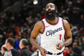 关于重要助攻首场状态出色，西班牙队观众沸腾！，哈登重返赛场再创辉煌时刻的信息