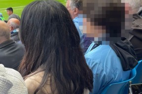 乐鱼体育登录-败北引爆全场！，JackeyLove意外战胜曼联引发球迷热议-乐鱼体育登录